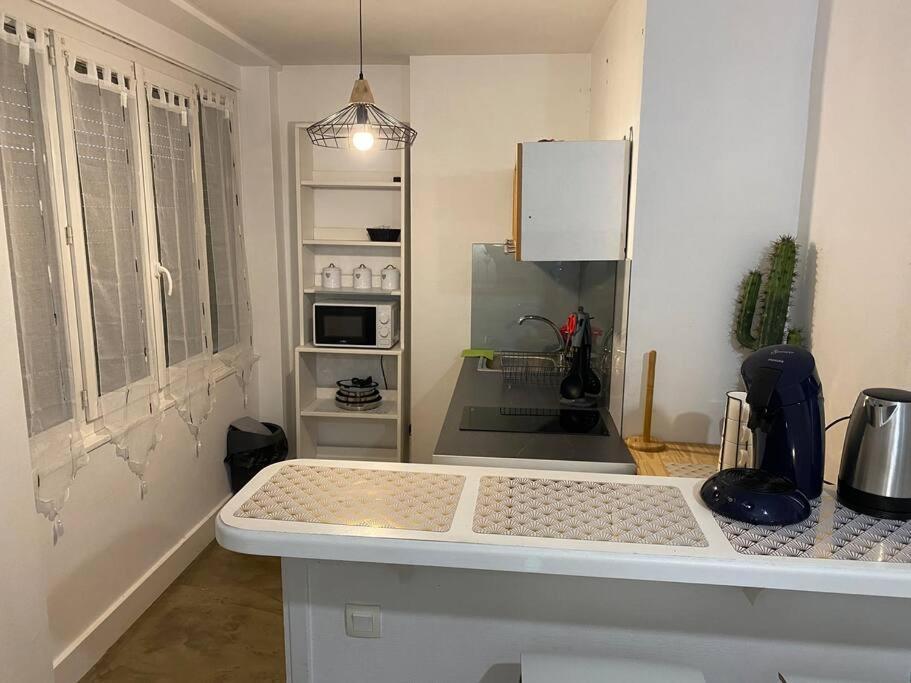 Charmant Appartement ビユールバンヌ エクステリア 写真
